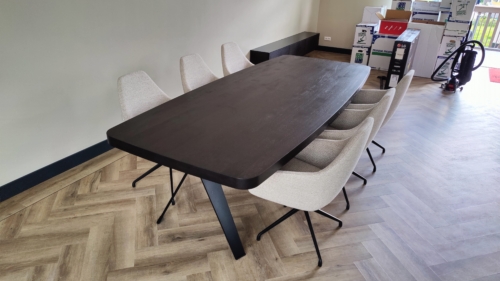 Grote eettafel 280x120cm